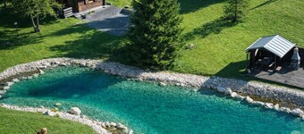 Relaxation in Mountain Chalet, large garden, pond, private fenced dog area