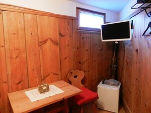 Interior - Gästezimmer Alpetta by Interhome (Scuol)