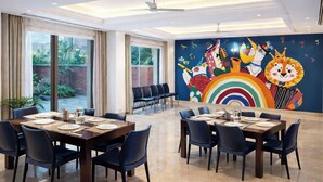 Unclassified image, 3 of 37, button - EMBLEM Hotel – Arjun Marg, Golf Course Road Gurgaon (Gurugram)