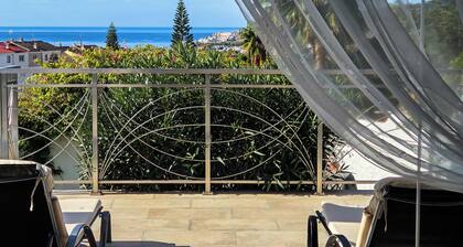 Casa Feliz â Stylish holiday home with private pool and sea views in Nerja