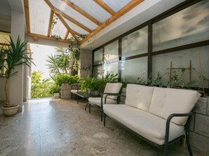 Terrace/patio - Ferien-Zimmer mit Terrasse by Interhome (Brela)