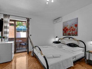 Internet - Gasthaus Lazeta by Interhome (Omiš)