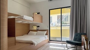 Triple Room | Pemandangan dari bilik