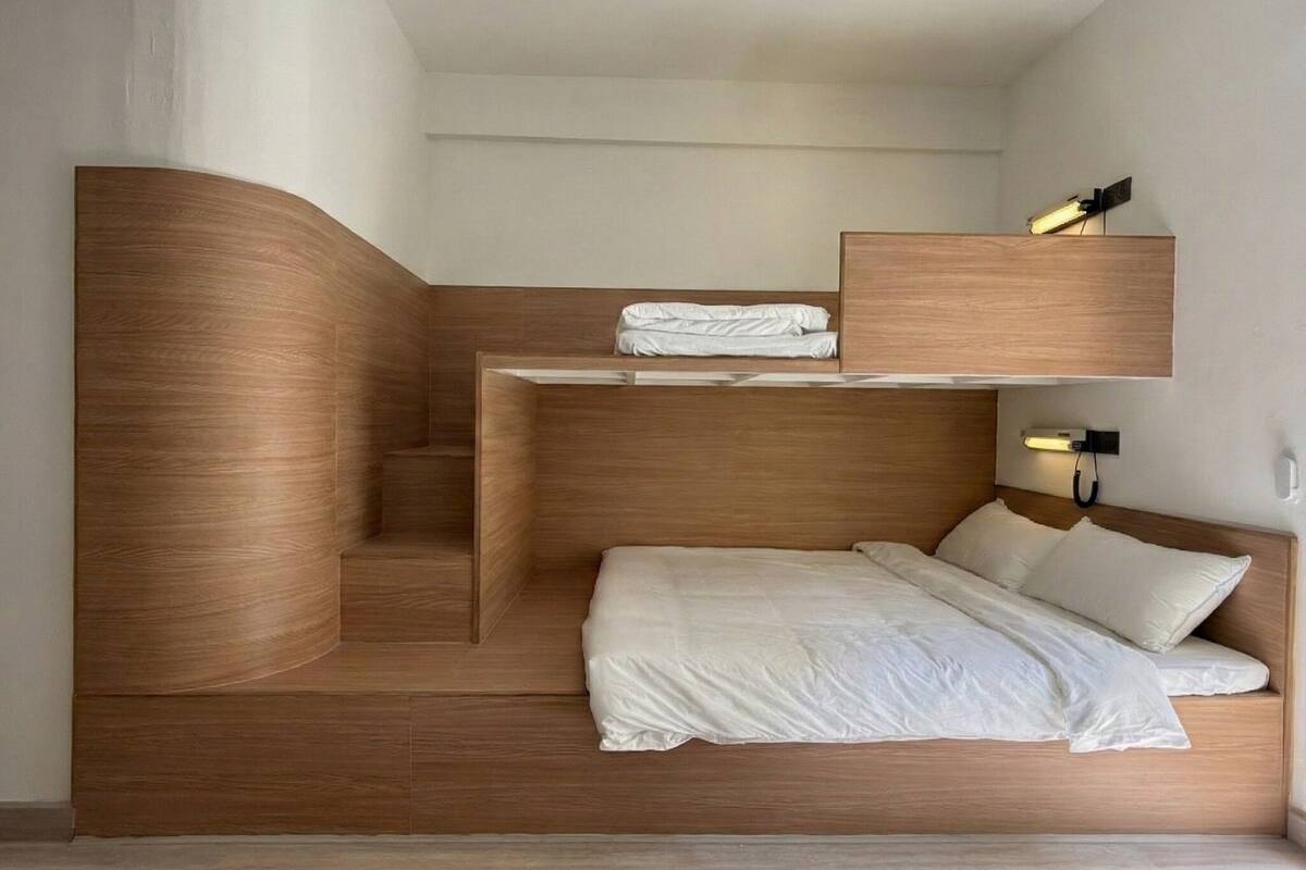 Comfort Triple Room | Desk, laptop workspace, WiFi (free)