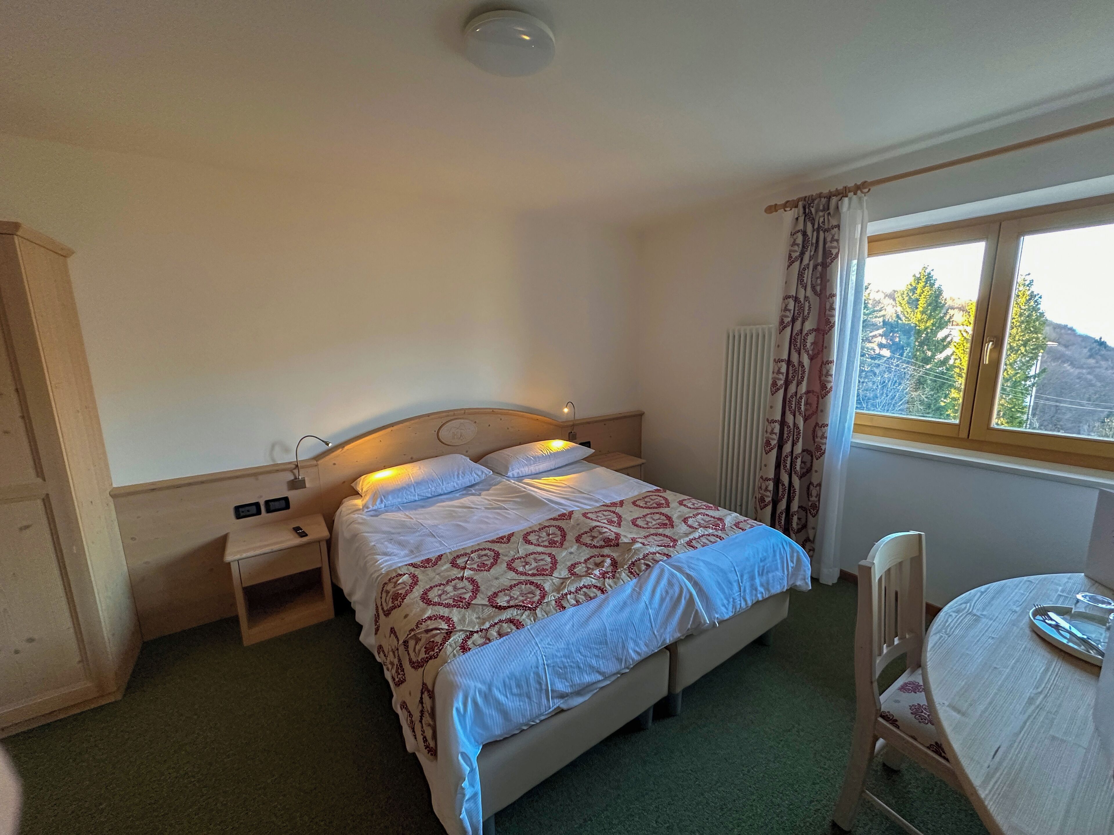 Down comforters, in-room safe, cribs/infant beds, free WiFi