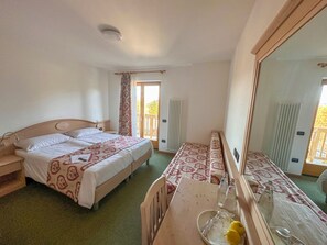 Familien-Dreibettzimmer, Balkon