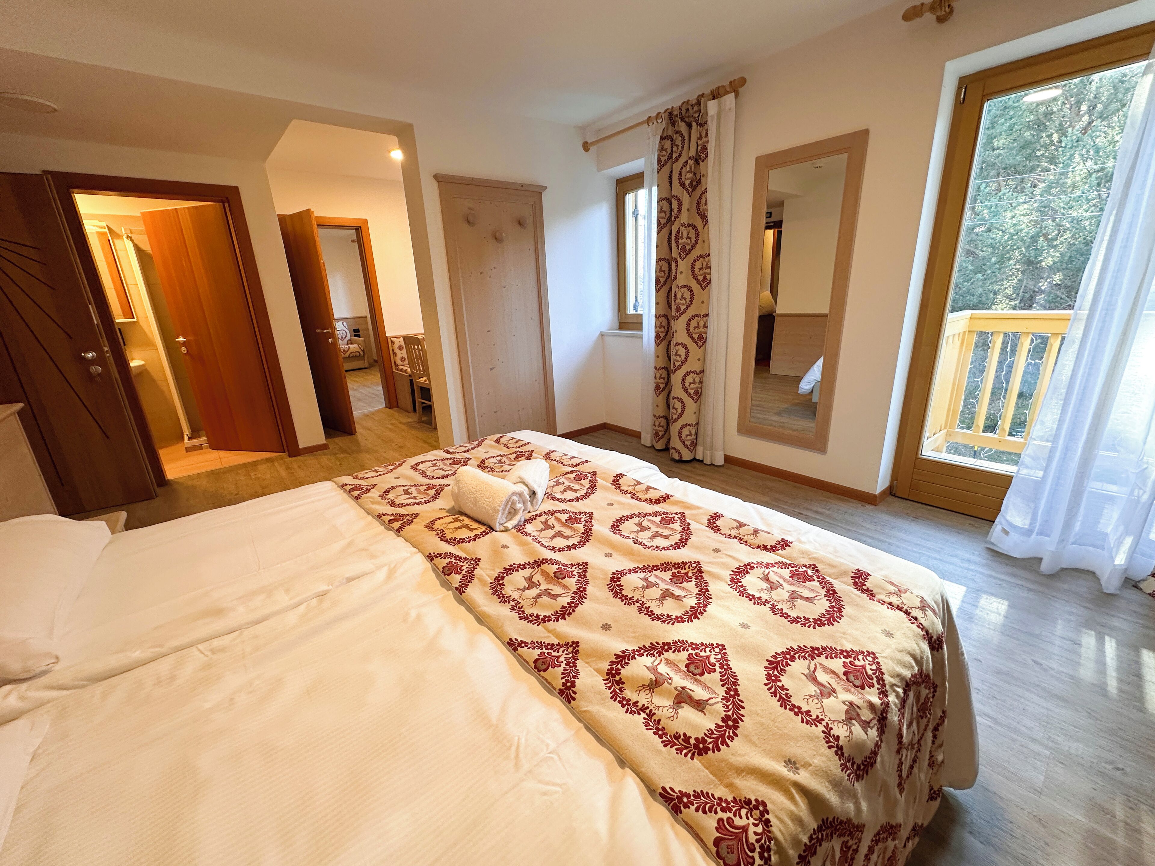 Family Suite, Balcony, Mountain View | Down duvets, in-room safe, cots/infant beds, free WiFi