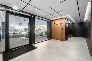 Interior - MAMAD Brand New with Terrace next to Park by FeelHome (Ramat Gan)