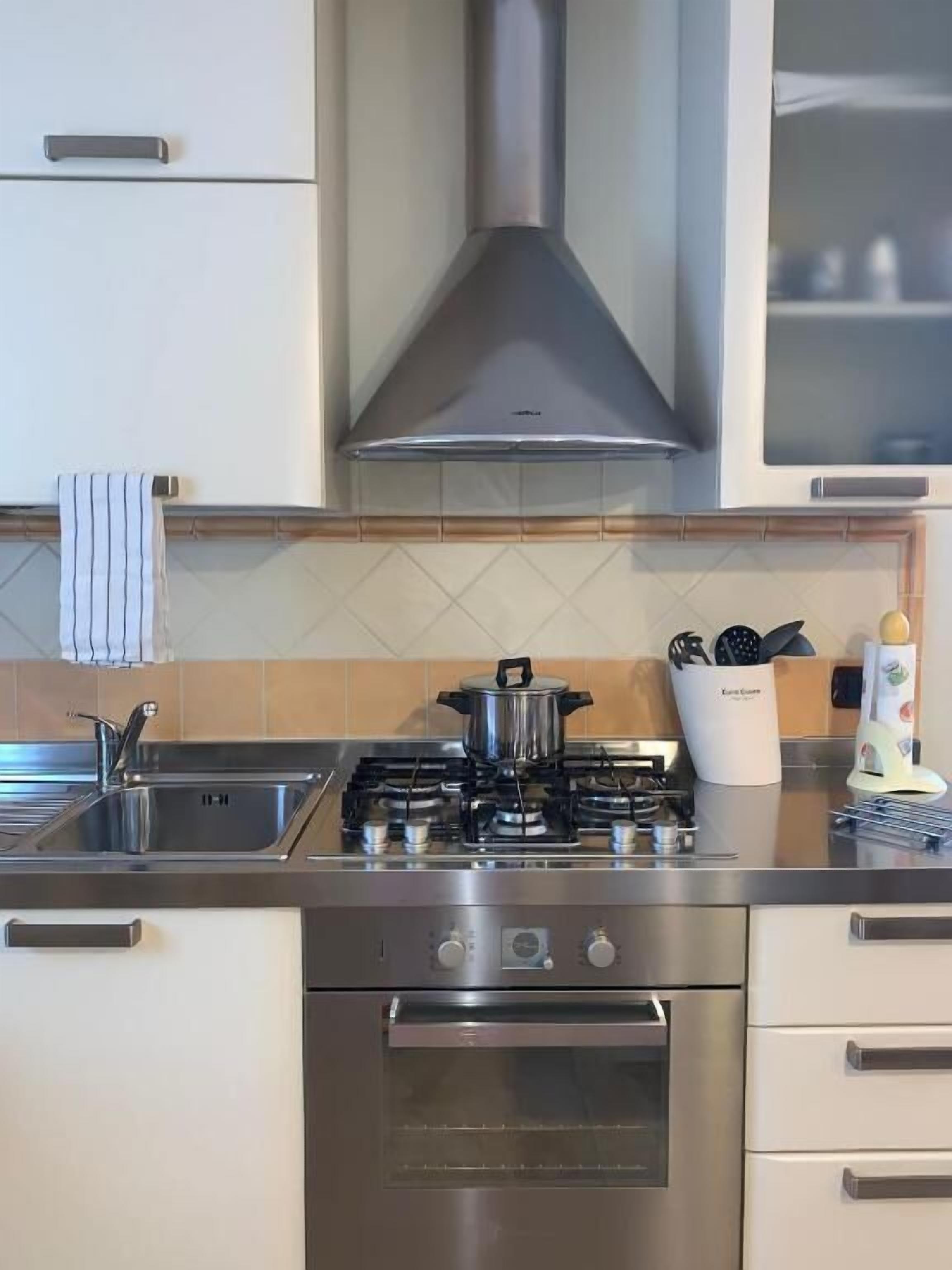 Deluxe-Apartment, Küche, Gartenblick | Eigene Küche