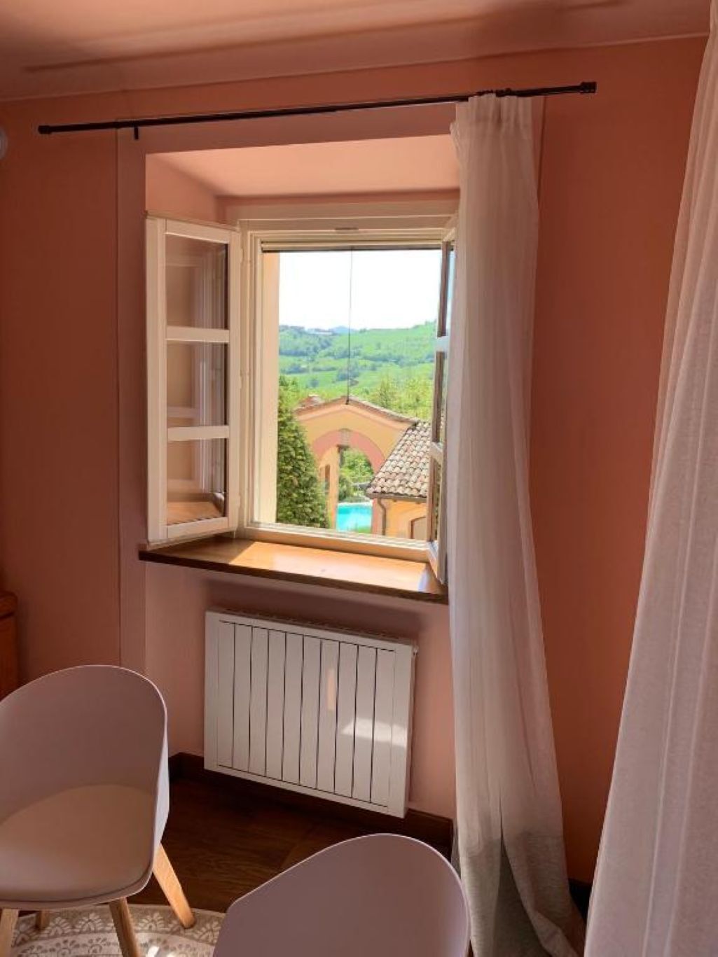 Junior Studio Suite, Pool View | Interior