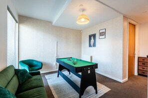 Interior - Family 3 Bedroom House by Guestz (Manchester)