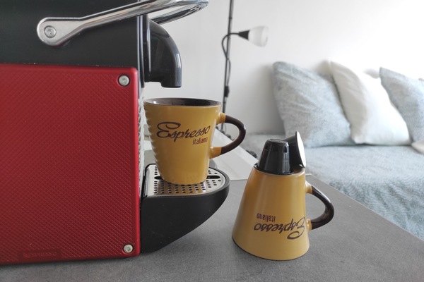 Kaffee und/oder Kaffeemaschine