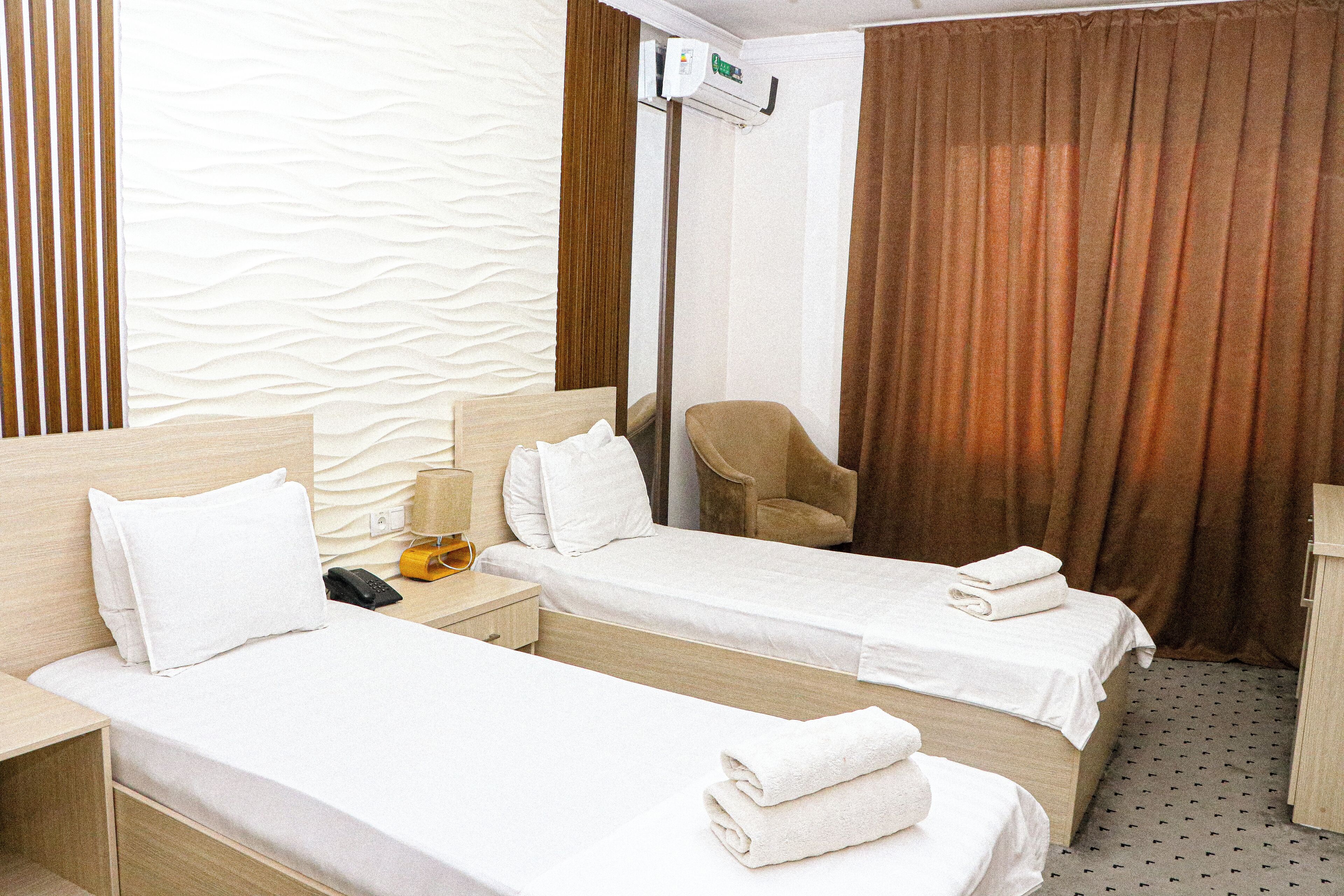 Desk, laptop workspace, soundproofing, free WiFi