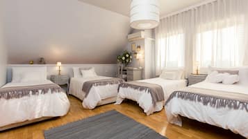 4 slaapkamers, een strijkplank/strijkijzer, wifi, beddengoed