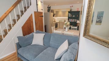 Cottage | Living area