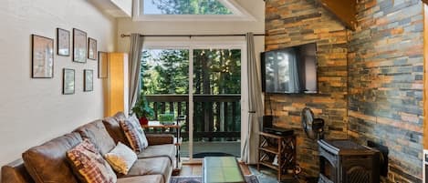 TV, fireplace, DVD player, stereo