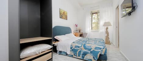 Skrivebord og wi-fi (inkludert)