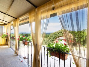 Terrace/patio - Gästezimmer 1 by Interhome (Montaione)