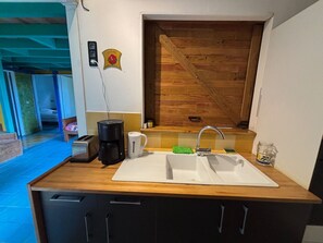 Interior - Holzbungalow, 3 Schlafzimmer, Meerblick, privater Jacuzzi by Interhome (Deshaies)
