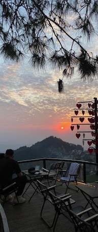 Basic Double Room, Balcony, Mountain View | Desk, laptop workspace, soundproofing, iron/ironing board