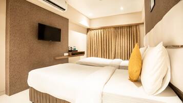 Premium Double Room | Desk, laptop workspace, WiFi (free)