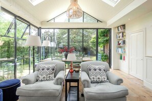 Casa (5 Bedrooms) | Parte interna