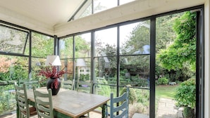 บ้านพัก (5 Bedrooms) | ภายใน
