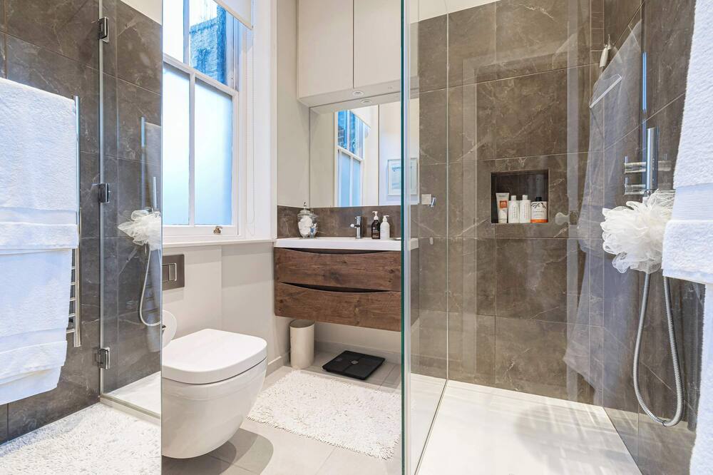 Lovely 1 Bedroom Flat in Chelsea - Stamford Bridge
