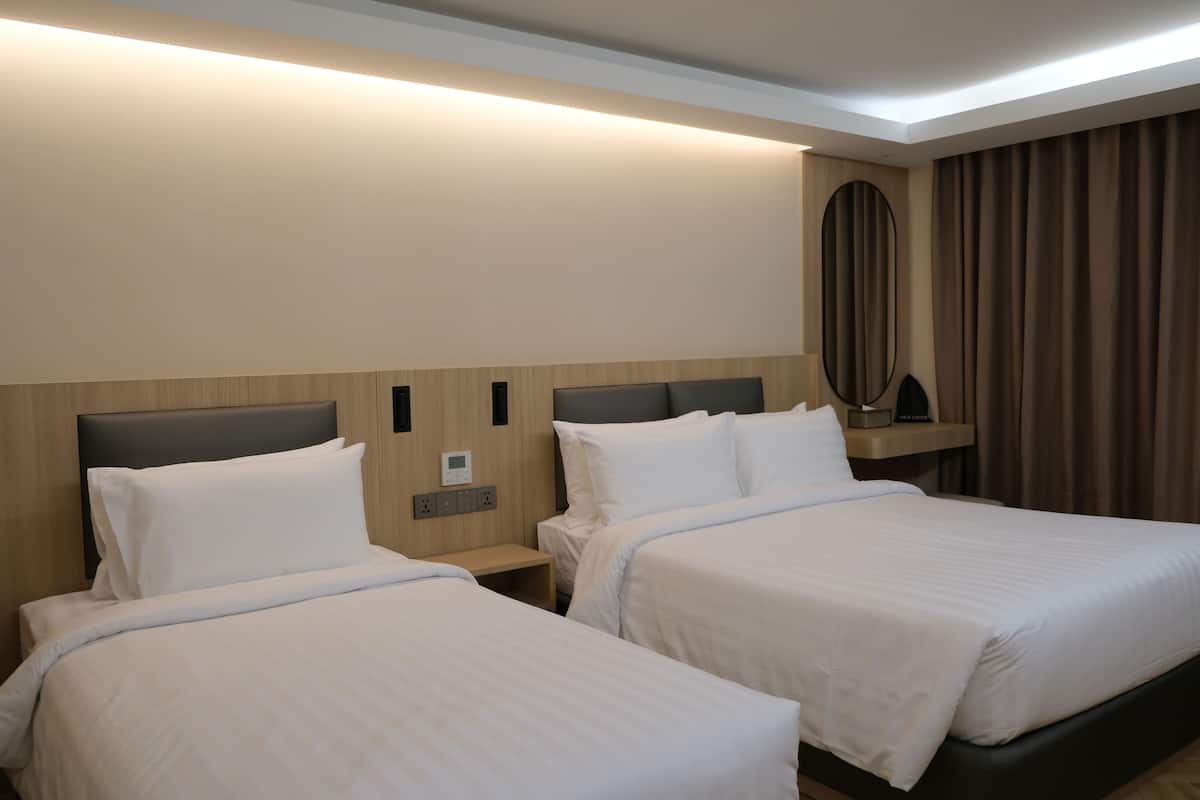 Vista Style Standard Family Room | Coffres-forts dans les chambres, bureau