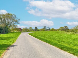 Property entrance - Chestnut Meadow Camping (Bexhill-on-Sea)