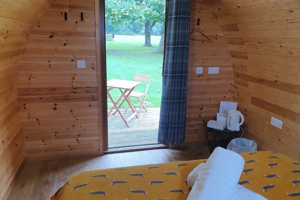 Economy Cabin, Garden View
