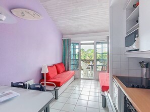 Interior - Charming T2 in Moliets, terrace, residential park (Moliets-et-Maa)
