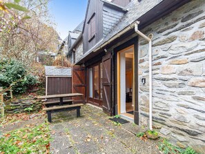 Exterior - Charming T3 Duplex 5 Pers. in Quiet Village with Private Terrace (Viella - Hautes-Pyrénées)