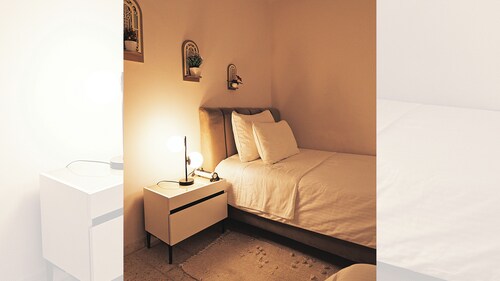 Al Anbar 8-2 Apartment - Your Cozy Retreat in the Heart of Sfax Chez-moi