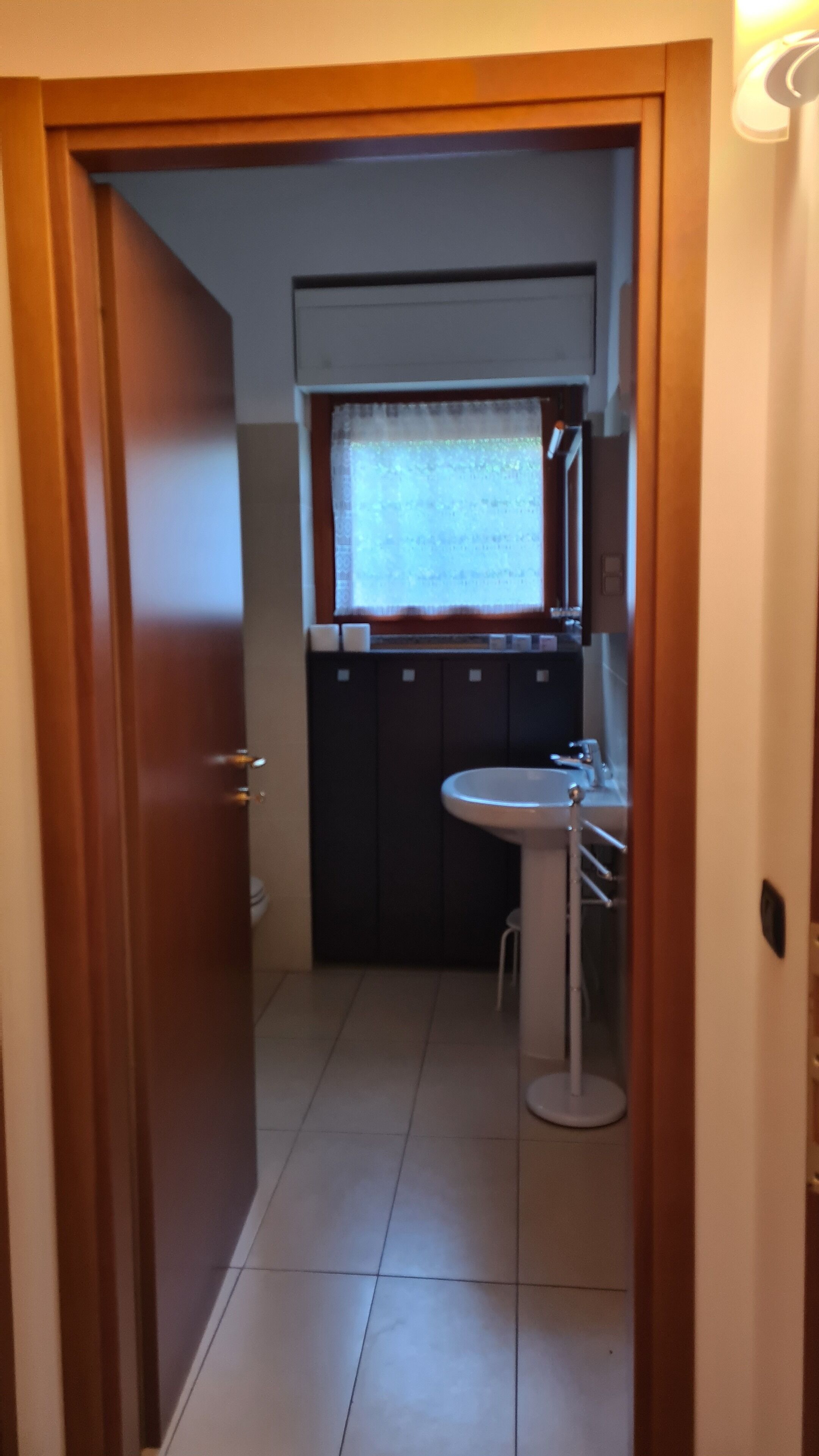 Doccia, asciugacapelli, bidet, asciugamani