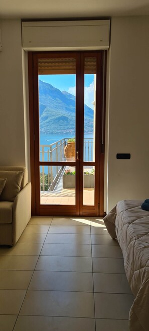1 bedroom, iron/ironing board, WiFi, bed sheets - Villa gli Ulivi Chalten Lake View Varenna (Perledo)