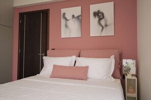 4 chambres, fer et planche à repasser, Wi-Fi, draps fournis
