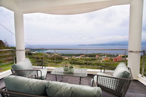 Terrace/patio - Villa Katia - Panoramic Sea View 4BR near Lassi (Argostoli)