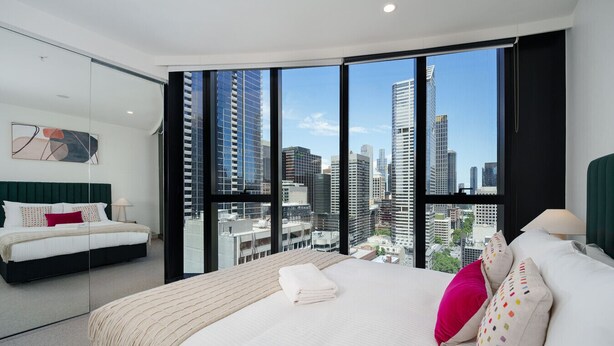 Unclassified image, 1 of 40, button - Luxe City Family Suite | Heated Pool & Gym (Melbourne)
