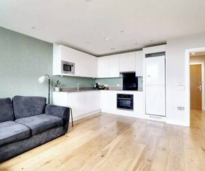 Apartment, 1 Bedroom, Accessible, Patio | Living room - Luxury Apartment Vibrant London Retreat for Creatives (London)