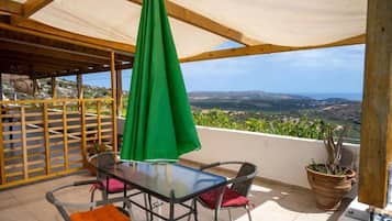 1 bedroom, soundproofing, Internet