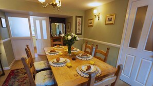 House - New Cross Keys House - Cosy 4-bed Cottage in Kirk Yetholm (Kelso)