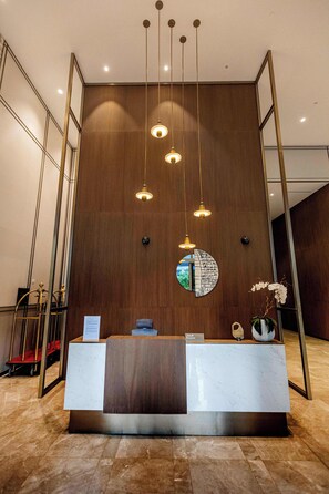 House | Exterior - One Lux Stay 2BR Downtown View Grande Signature Residences (Dubai)