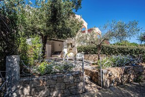 Exterior - Apposentu (Case Peschiera-Lu Fraili)