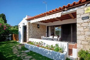 Outdoor dining - Lotus villa 2, albufeira (Albufeira)