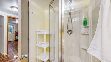 Rumah (4 Bedrooms) | Interior