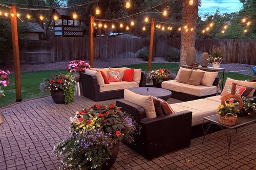 9 Mi to Red Rocks: Modern Getaway w/ Private Yard