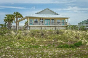 Exterior - ENJOY THE WONDERFUL natural daylight in this comfortable home (St. George Island)