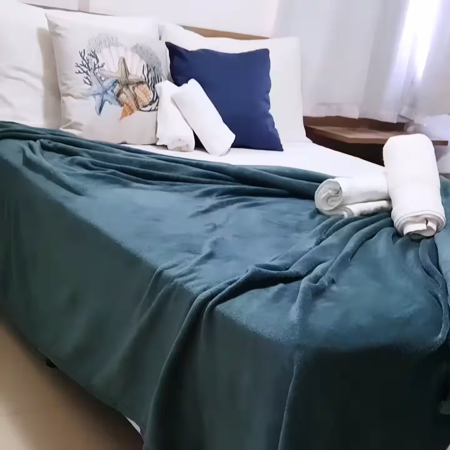 Ferros/tábuas de passar roupa, Wi-Fi, roupa de cama