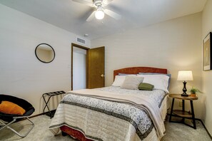 House (3 Bedrooms) | Interior - Updated El Paso Home: Less Than 5 Mi to Ft Bliss! (El Paso)